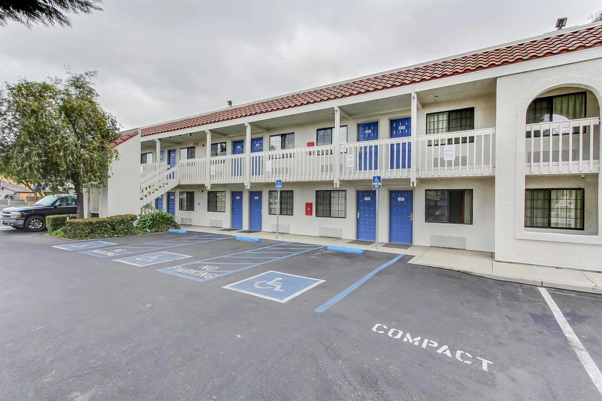 6-salinas, Ca - North Monterey Area Hotel Salinas