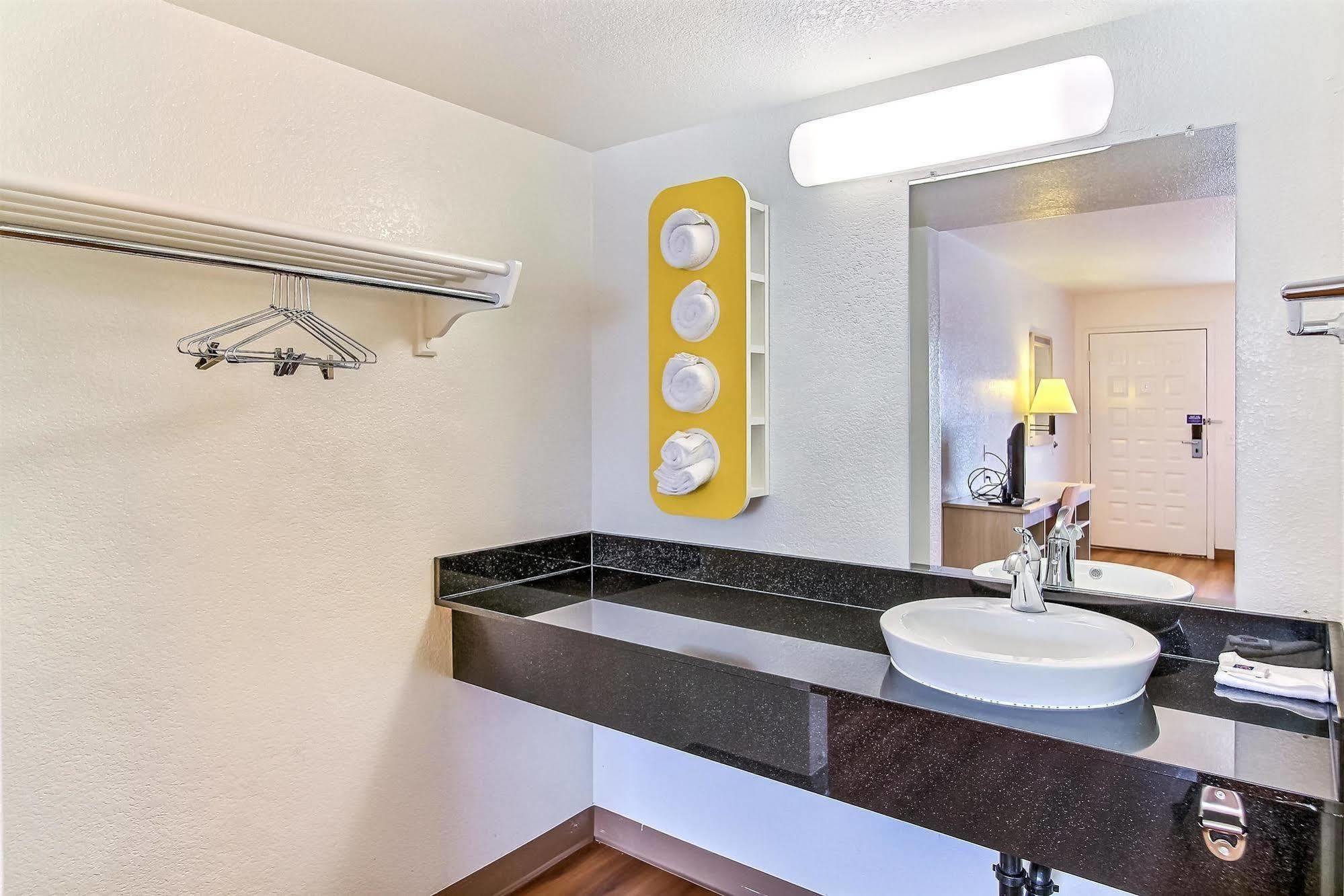 6-salinas, Ca - North Monterey Area Hotel