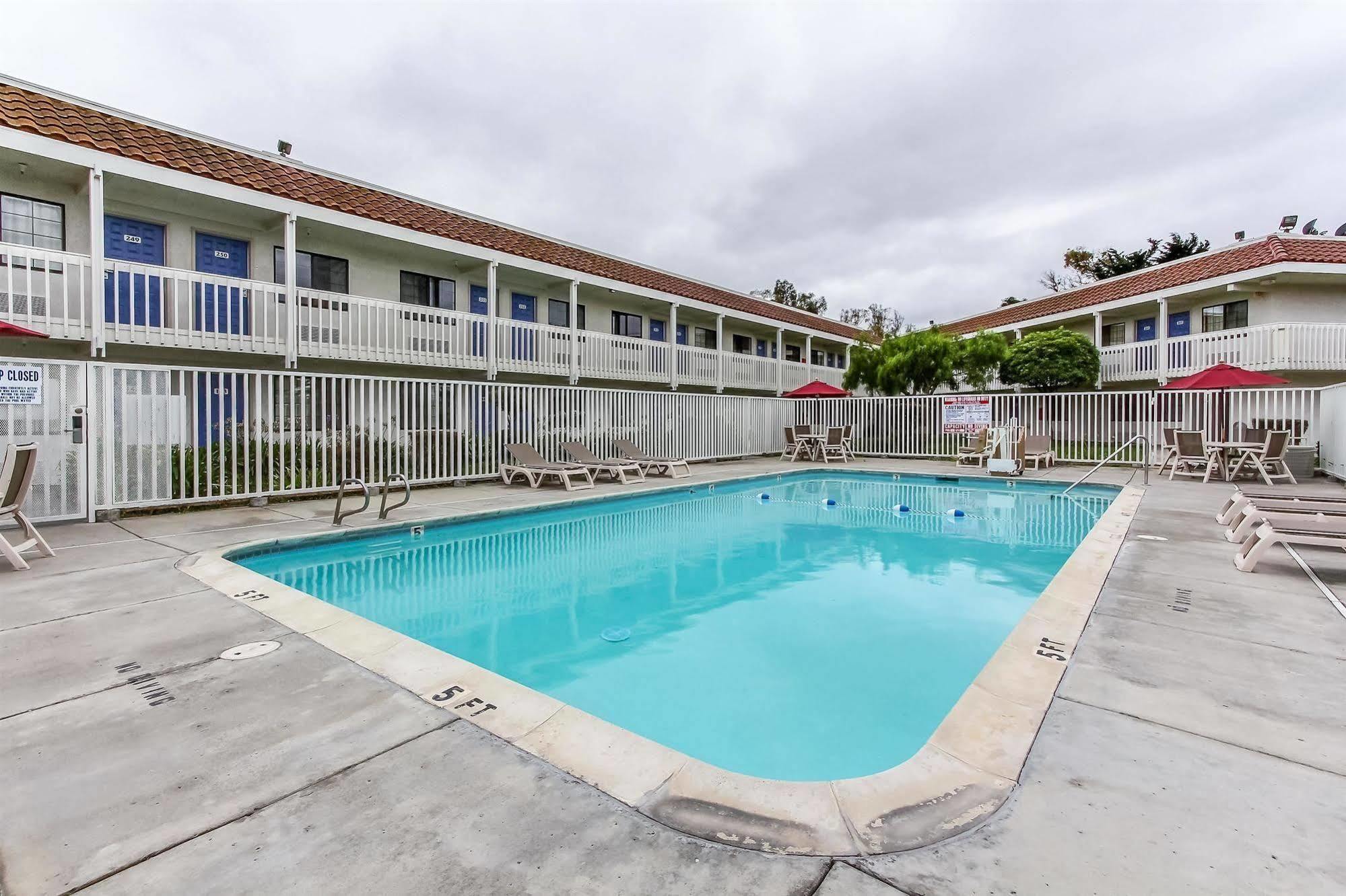 6-salinas, Ca - North Monterey Area Hotel Salinas